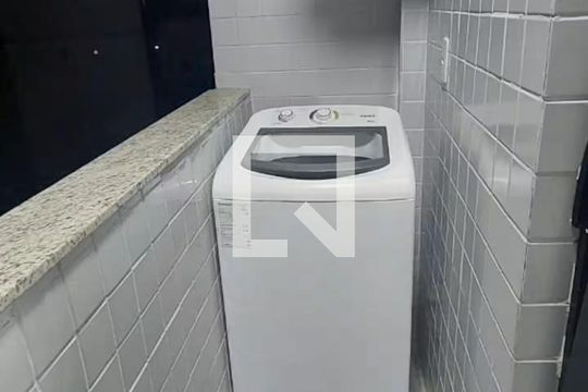 Área de serviço de apartamento para alugar com 1 quarto, 45m² em Recreio dos Bandeirantes, Rio de Janeiro