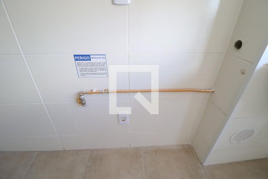 Cozinha de apartamento para alugar com 2 quartos, 55m² em Shopping Park, Uberlândia