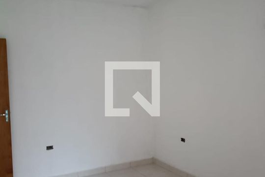 Casa à venda com 5 quartos, 200m² em Canhema, Diadema