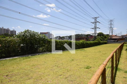 Apartamento à venda com 2 quartos, 40m² em Jardim Taboao, São Paulo