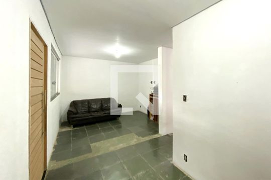 Sala de casa à venda com 2 quartos, 200m² em Cenáculo, Belo Horizonte
