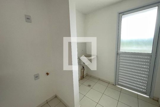 Cozinha e Área de Serviço de apartamento para alugar com 2 quartos, 68m² em Colinas de Cotia, Cotia