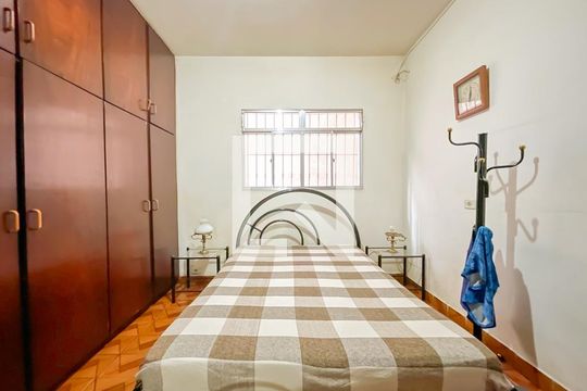Quarto 2 de casa à venda com 4 quartos, 290m² em Veloso, Osasco