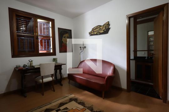 Suíte 4 de casa à venda com 6 quartos, 568m² em Real Parque, São Paulo