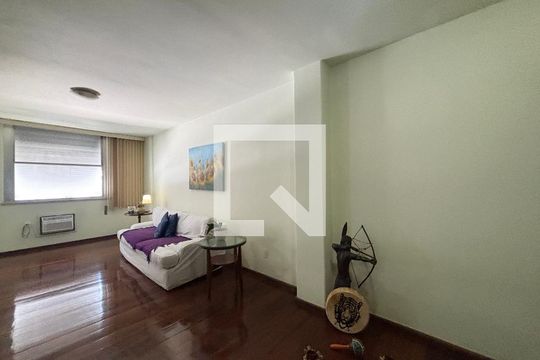 Sala de apartamento à venda com 2 quartos, 103m² em Humaitá, Rio de Janeiro