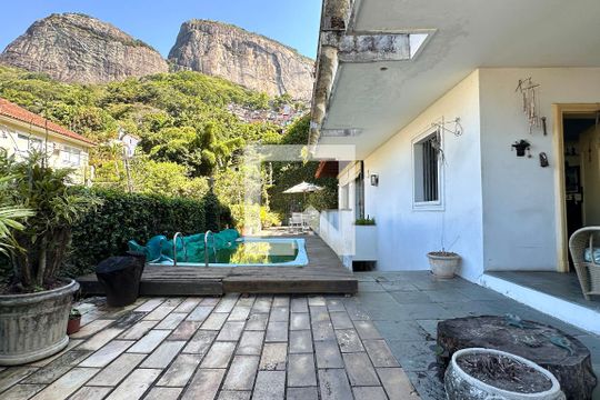 Apartamento à venda com 4 quartos, 333m² em Leblon, Rio de Janeiro