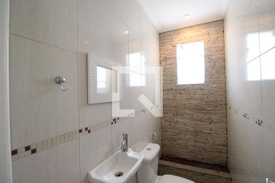 Lavabo de casa de condomínio à venda com 3 quartos, 170m² em Taquara, Rio de Janeiro