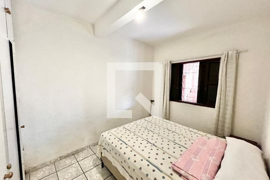 Quarto 1 de casa à venda com 5 quartos, 280m² em Jardim São Paulo, São Paulo