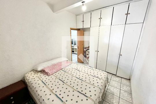 Quarto 1 de casa à venda com 5 quartos, 280m² em Jardim São Paulo, São Paulo