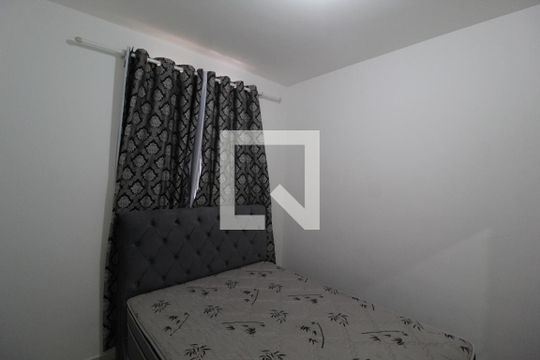 Quarto 1 de apartamento para alugar com 2 quartos, 45m² em Gávea, Uberlândia