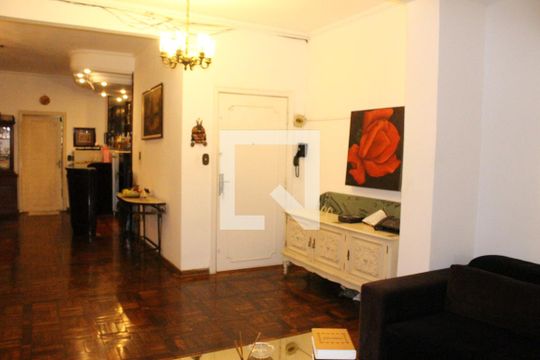 Apartamento para alugar com 2 quartos, 250m² em Higienópolis, São Paulo