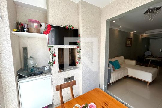 Varanda da Sala de apartamento à venda com 3 quartos, 75m² em Vila Augusta, Guarulhos