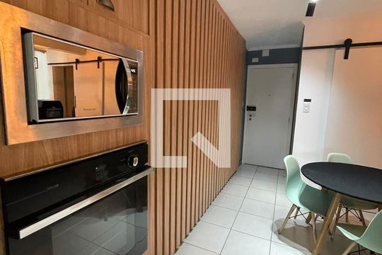 Cozinha de apartamento para alugar com 3 quartos, 170m² em Itararé, São Vicente