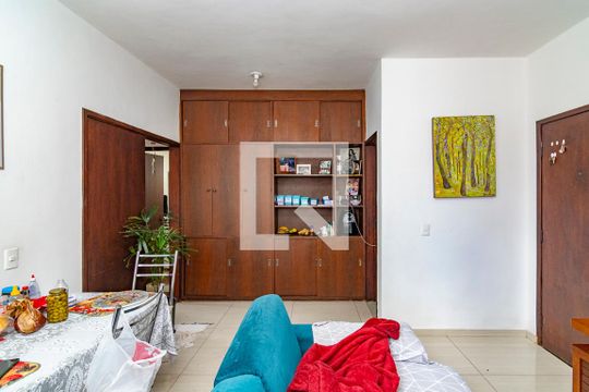 Sala de apartamento para alugar com 2 quartos, 150m² em Gutierrez, Belo Horizonte