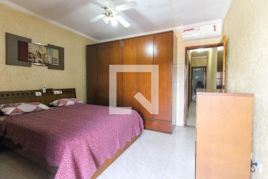 Quarto 1 - Suíte de casa à venda com 3 quartos, 156m² em Vila Taquari, São Paulo