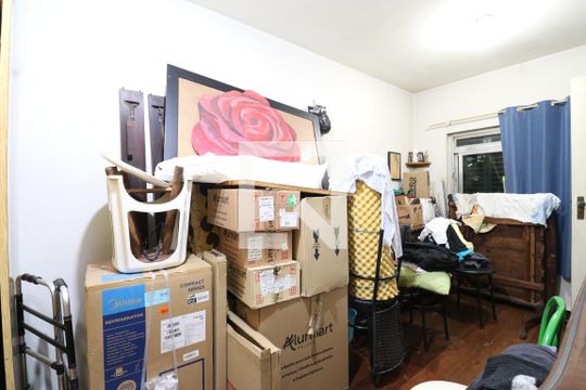 Suíte 1 de casa à venda com 5 quartos, 350m² em Pompeia, São Paulo