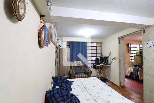 Quarto de casa à venda com 5 quartos, 350m² em Pompeia, São Paulo