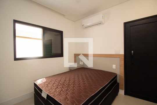 Quarto de kitnet/studio para alugar com 1 quarto, 32m² em Alto de Pinheiros, São Paulo