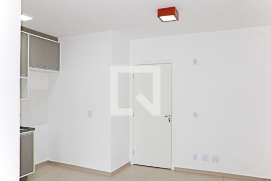 Apartamento para alugar com 2 quartos, 63m² em Parque das Paineiras, Vinhedo