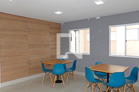Apartamento para alugar com 2 quartos, 63m² em Parque das Paineiras, Vinhedo