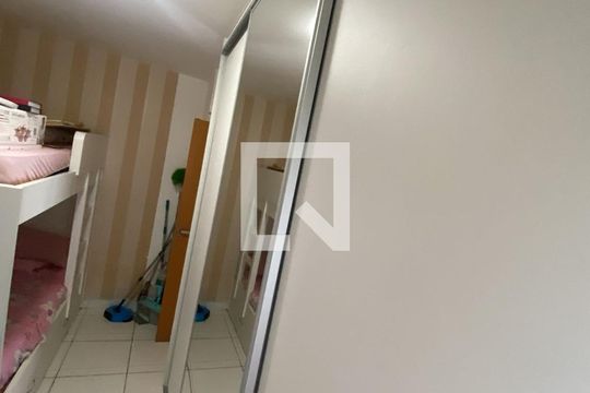 Quarto de apartamento para alugar com 2 quartos, 56m² em Ipiranga, Goiânia