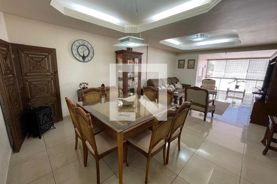 Apartamento para alugar com 3 quartos, 153m² em Vila Nova, Novo Hamburgo
