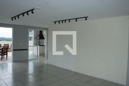 Apartamento para alugar com 2 quartos, 47m² em Jardim Pioneira, Cotia