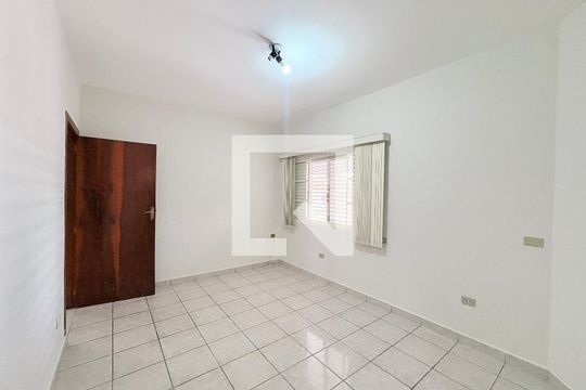 Suíte  de casa à venda com 2 quartos, 120m² em Jardim Bizarro, Jundiaí