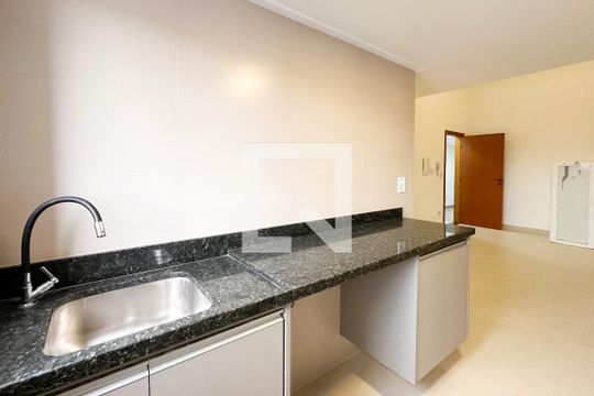 Cozinha de apartamento para alugar com 1 quarto, 39m² em Vila Alvinopolis, São Bernardo do Campo