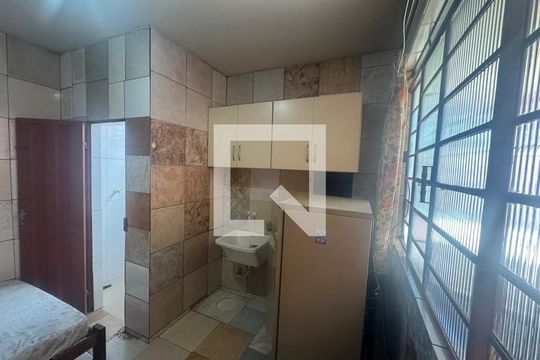 Kitnet/Studio para alugar com 1 quarto, 19m² em Planalto, Belo Horizonte