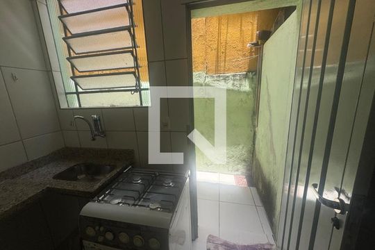 Kitnet/Studio para alugar com 1 quarto, 23m² em Planalto, Belo Horizonte
