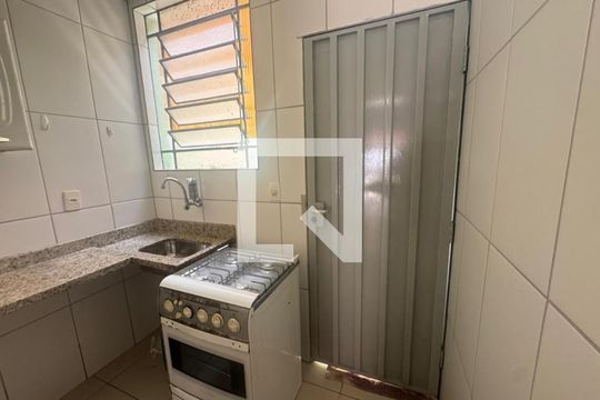 Kitnet/Studio para alugar com 1 quarto, 23m² em Planalto, Belo Horizonte