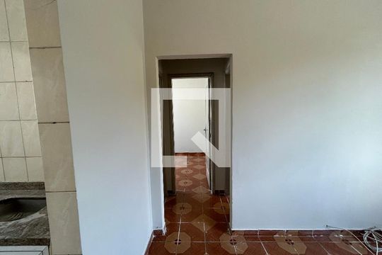 Corredor de apartamento à venda com 2 quartos, 40m² em Pilares, Rio de Janeiro