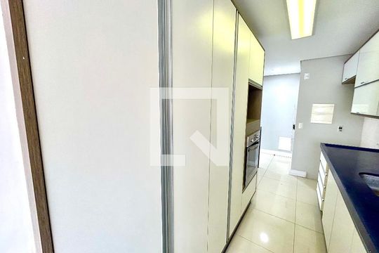 Apartamento à venda com 2 quartos, 83m² em Gopouva, Guarulhos