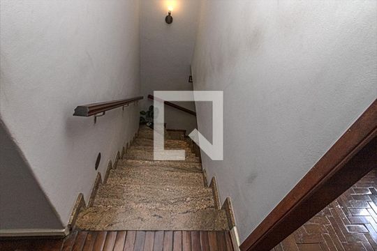 acesso para os pisos_2 de casa à venda com 3 quartos, 140m² em Sacomã, São Paulo