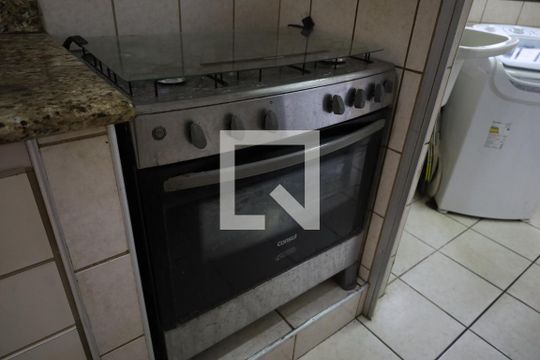 Apartamento à venda com 3 quartos, 72m² em Vila Isa, São Paulo