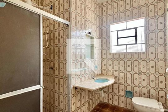 Banheiro de casa para alugar com 3 quartos, 275m² em Jardim Boa Esperança, Campinas