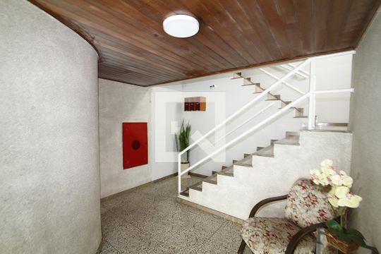 Hall de entrada de apartamento à venda com 4 quartos, 269m² em Alto Caiçaras, Belo Horizonte