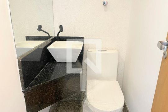 Casa de Condomínio à venda com 3 quartos, 360m² em Santa Branca, Belo Horizonte