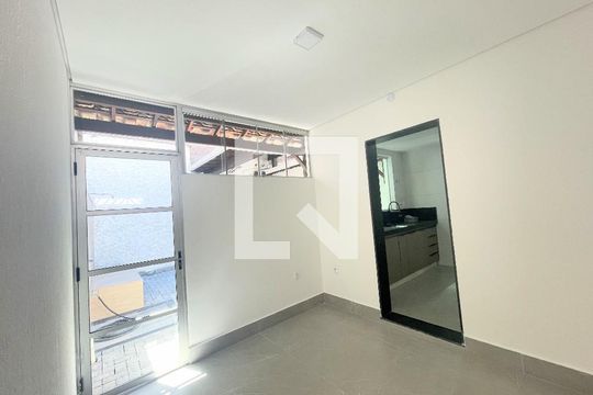 Área de serviço de casa de condomínio à venda com 3 quartos, 360m² em Santa Branca, Belo Horizonte