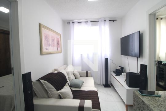 Apartamento para alugar com 2 quartos, 34m² em Usina Piratininga, São Paulo