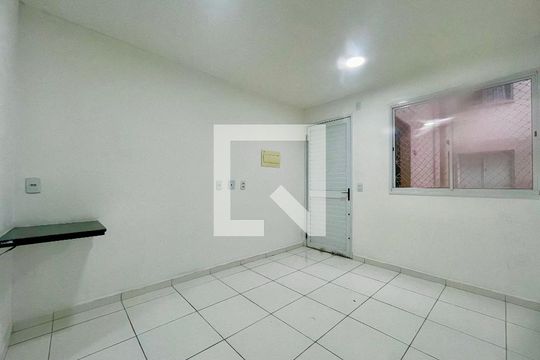 Sala de apartamento para alugar com 1 quarto, 35m² em Água Chata, Guarulhos