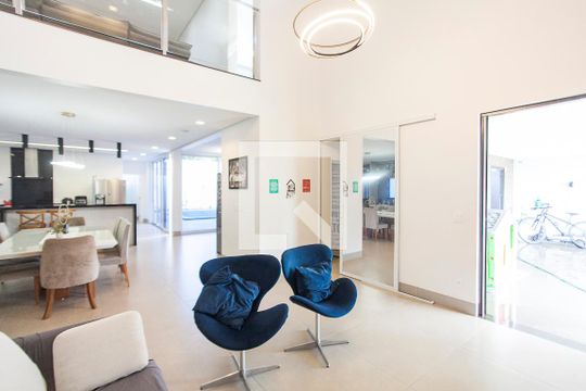 Sala de casa de condomínio para alugar com 4 quartos, 313m² em Granja Marileusa, Uberlândia