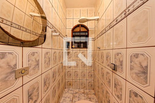 Casa para alugar com 2 quartos, 176m² em Jardim Cotiana, São Paulo