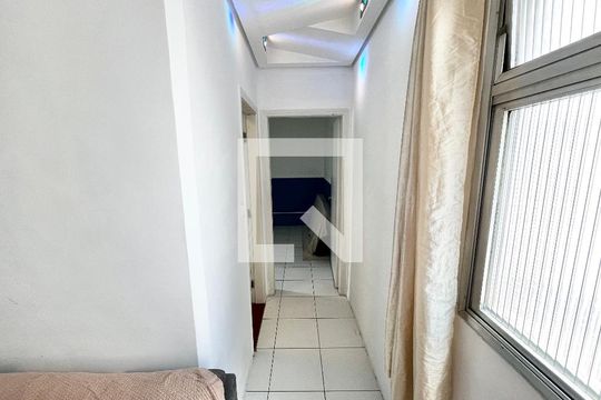 Corredor de apartamento à venda com 2 quartos, 60m² em Santana, São Paulo