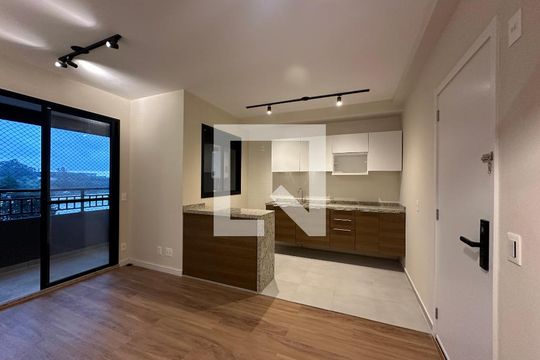Sala de apartamento à venda com 2 quartos, 58m² em Jardim Esperanca, Barueri