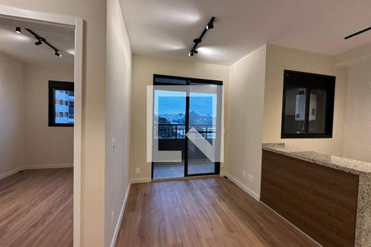 Sala de apartamento à venda com 2 quartos, 58m² em Jardim Esperanca, Barueri