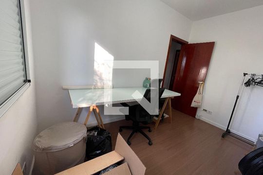 Quarto de casa de condomínio para alugar com 3 quartos, 160m² em Chácara Pavoeiro, Cotia
