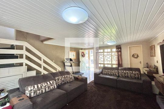 Casa para alugar com 4 quartos, 319m² em Canudos, Novo Hamburgo