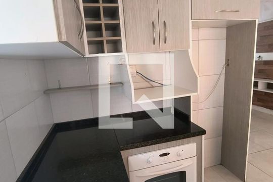 Casa à venda com 3 quartos, 136m² em Olaria, Canoas